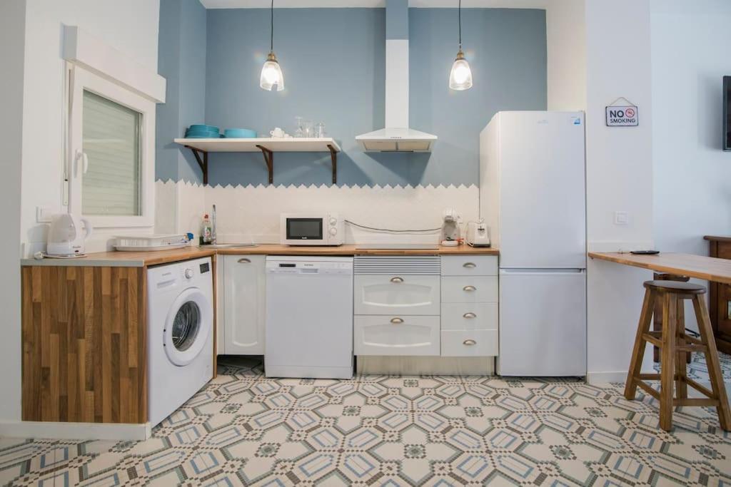 Cozy Flat In City Center Feel The Vibe Selfcheckin Валенсия Экстерьер фото