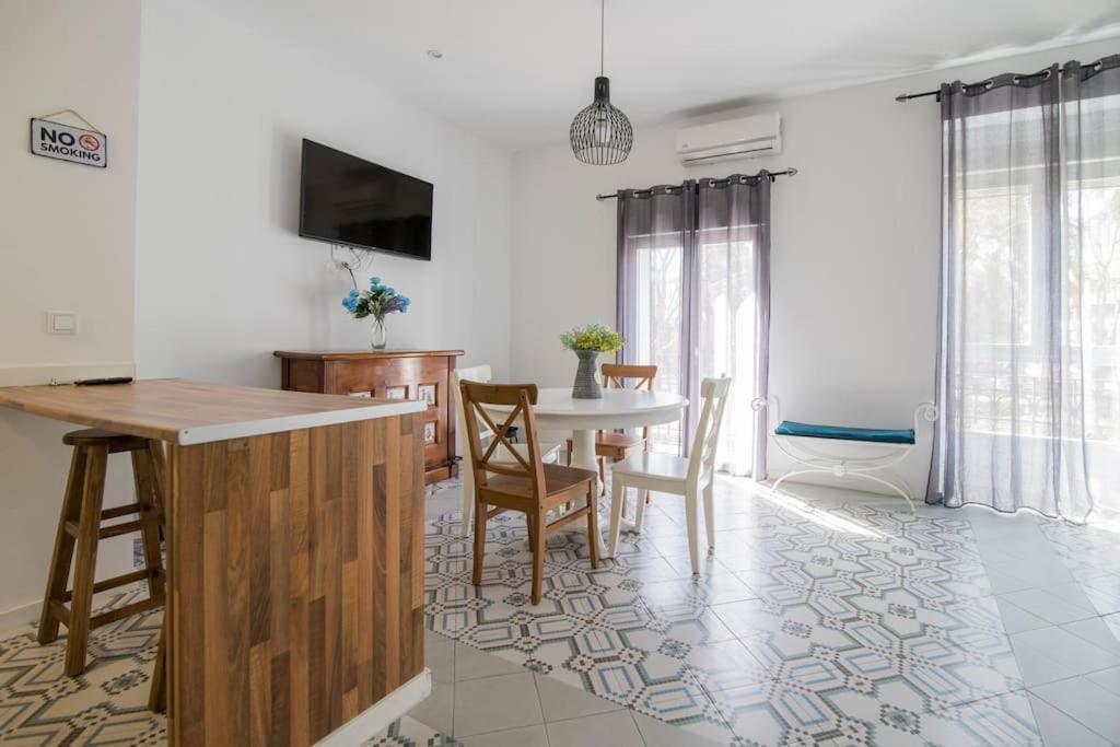Cozy Flat In City Center Feel The Vibe Selfcheckin Валенсия Экстерьер фото